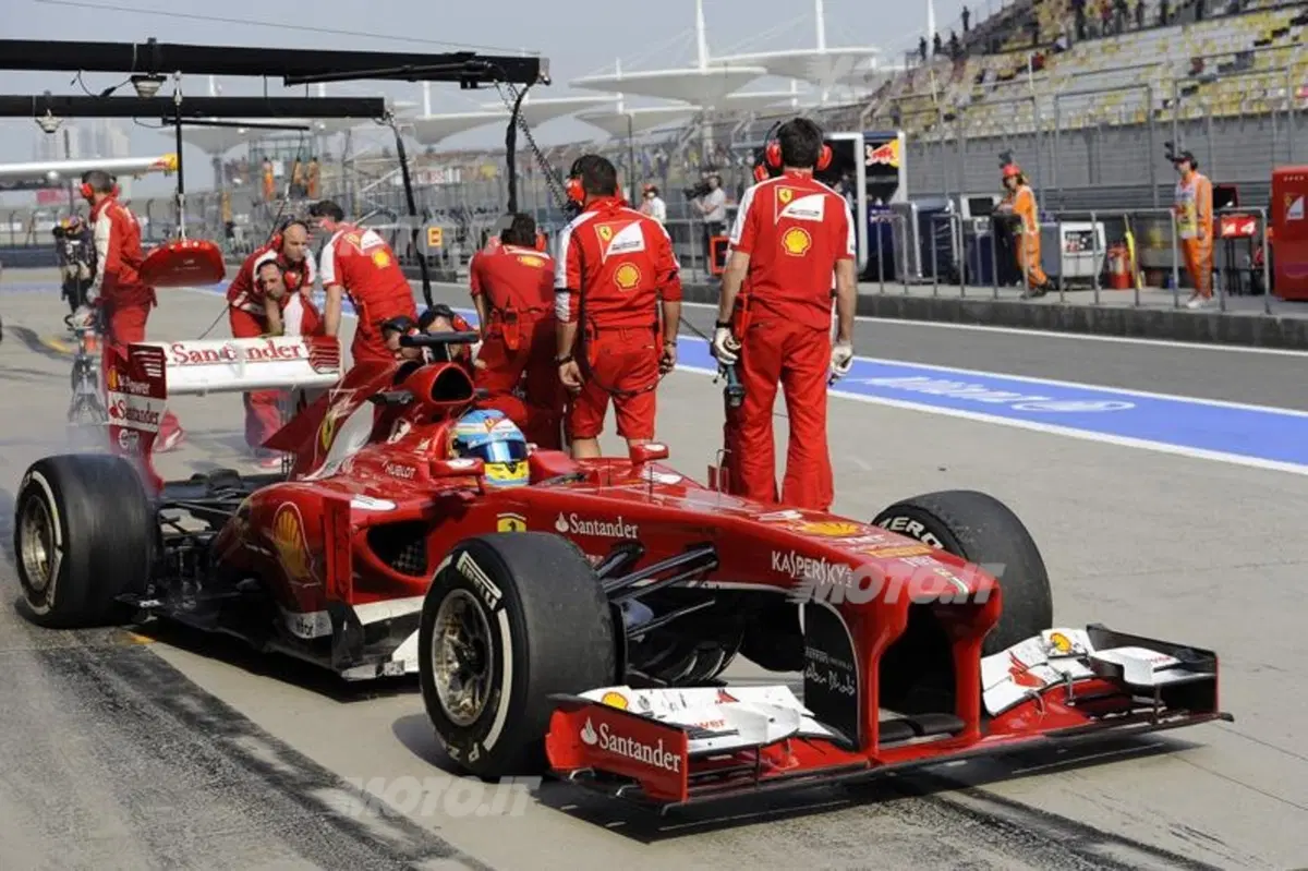 F1 GP Cina 2013: Hamilton conquista la pole position a Shanghai (9)