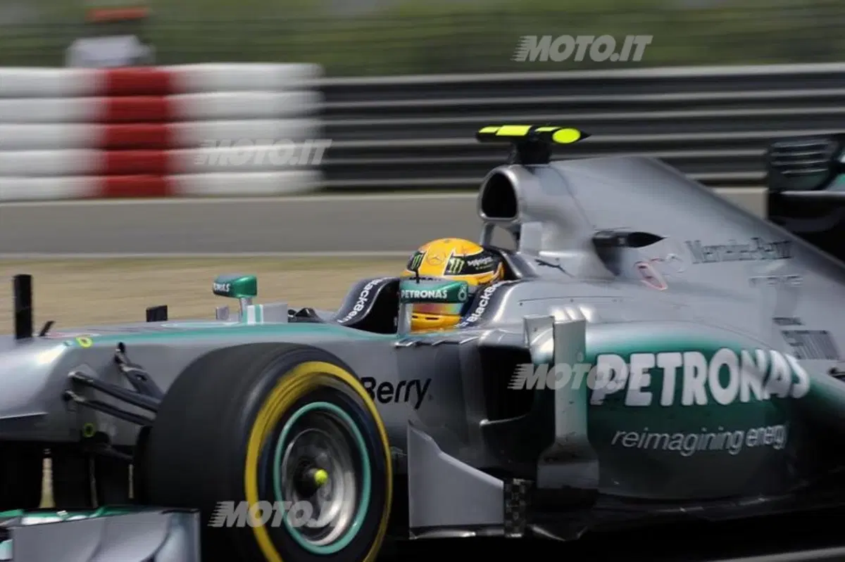 F1 GP Cina 2013: Hamilton conquista la pole position a Shanghai (16)