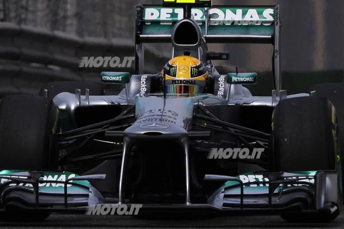 F1 GP Cina 2013: Hamilton conquista la pole position a Shanghai (20)