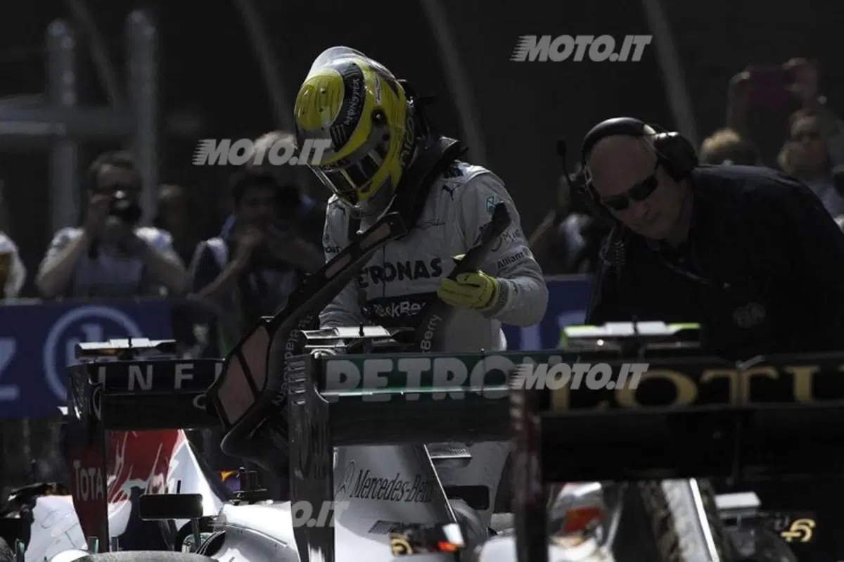 F1 GP Cina 2013: Hamilton conquista la pole position a Shanghai (21)