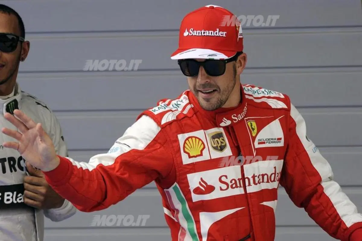 F1 GP Cina 2013: Hamilton conquista la pole position a Shanghai (25)