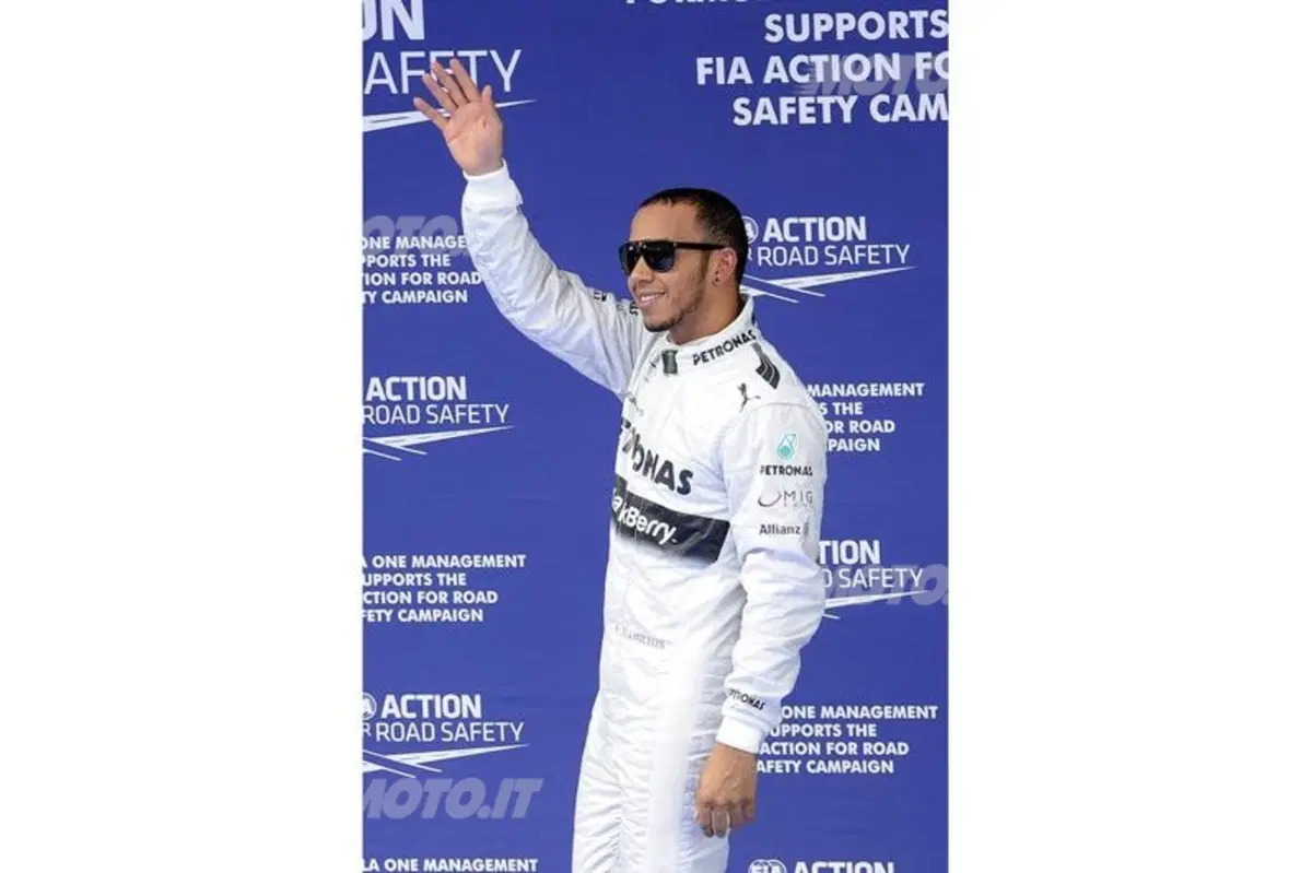 F1 GP Cina 2013: Hamilton conquista la pole position a Shanghai (27)