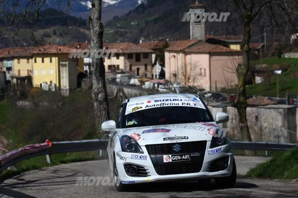 CIR 2013. 1000 Miglia, prima tappa. Perico davanti a Scandola. Basso out per incidente (8)