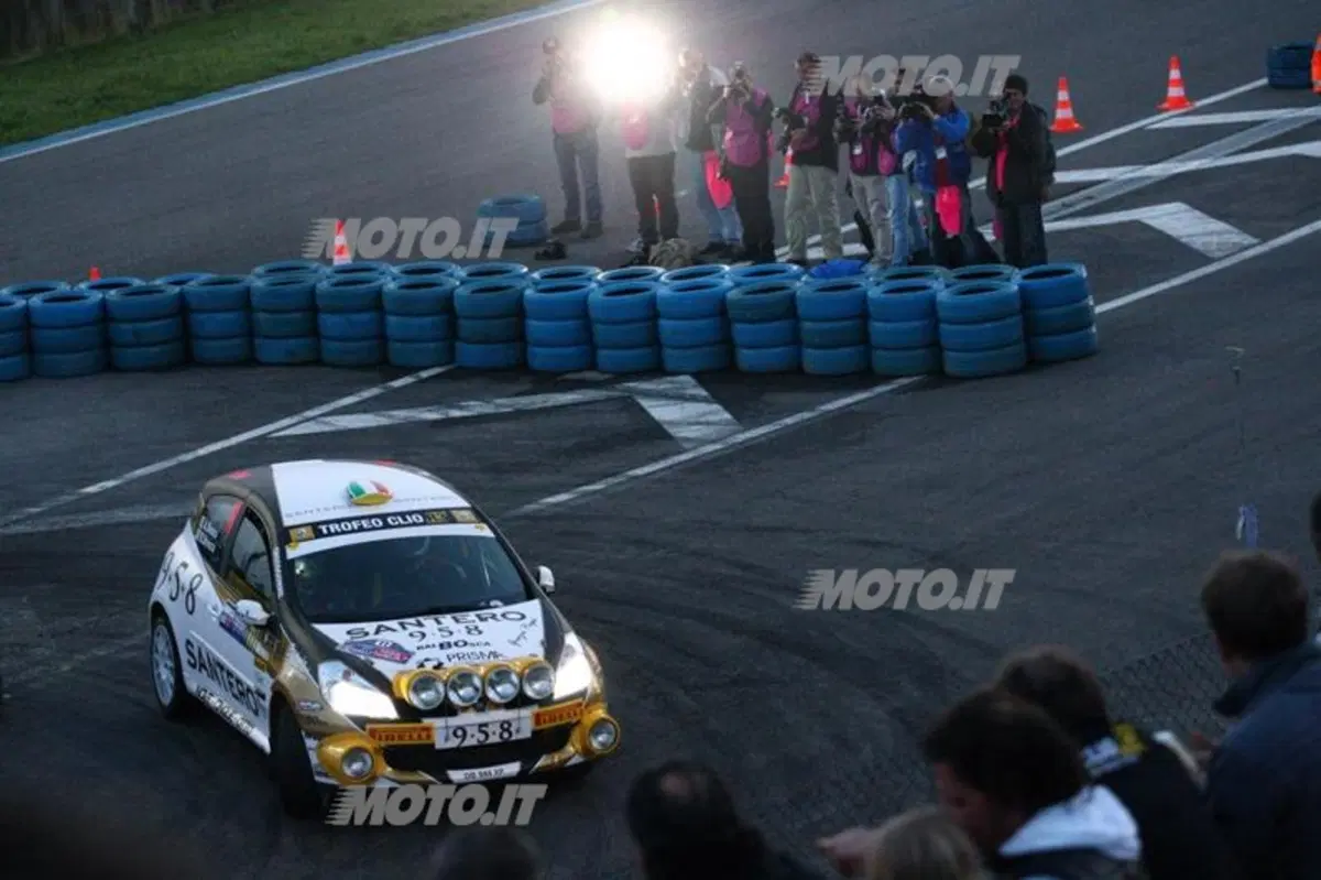 CIR 2013. 1000 Miglia, prima tappa. Perico davanti a Scandola. Basso out per incidente (12)
