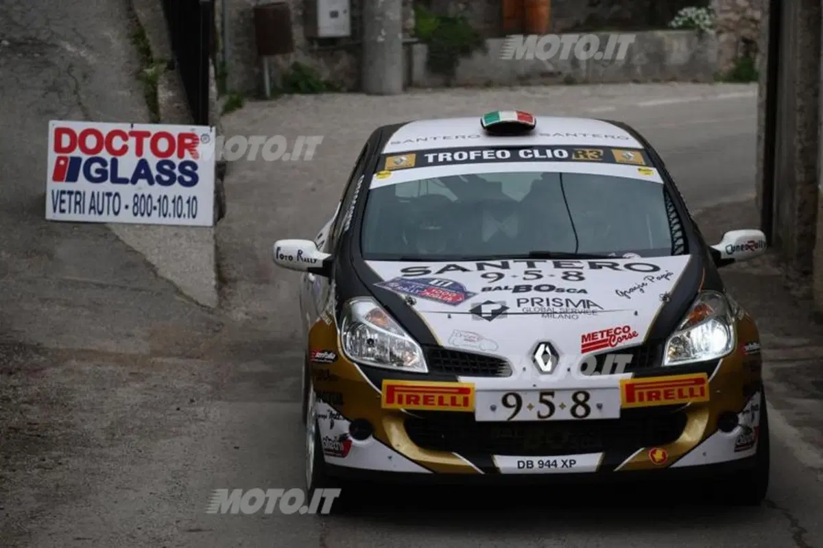 CIR 2013. 1000 Miglia, prima tappa. Perico davanti a Scandola. Basso out per incidente (13)