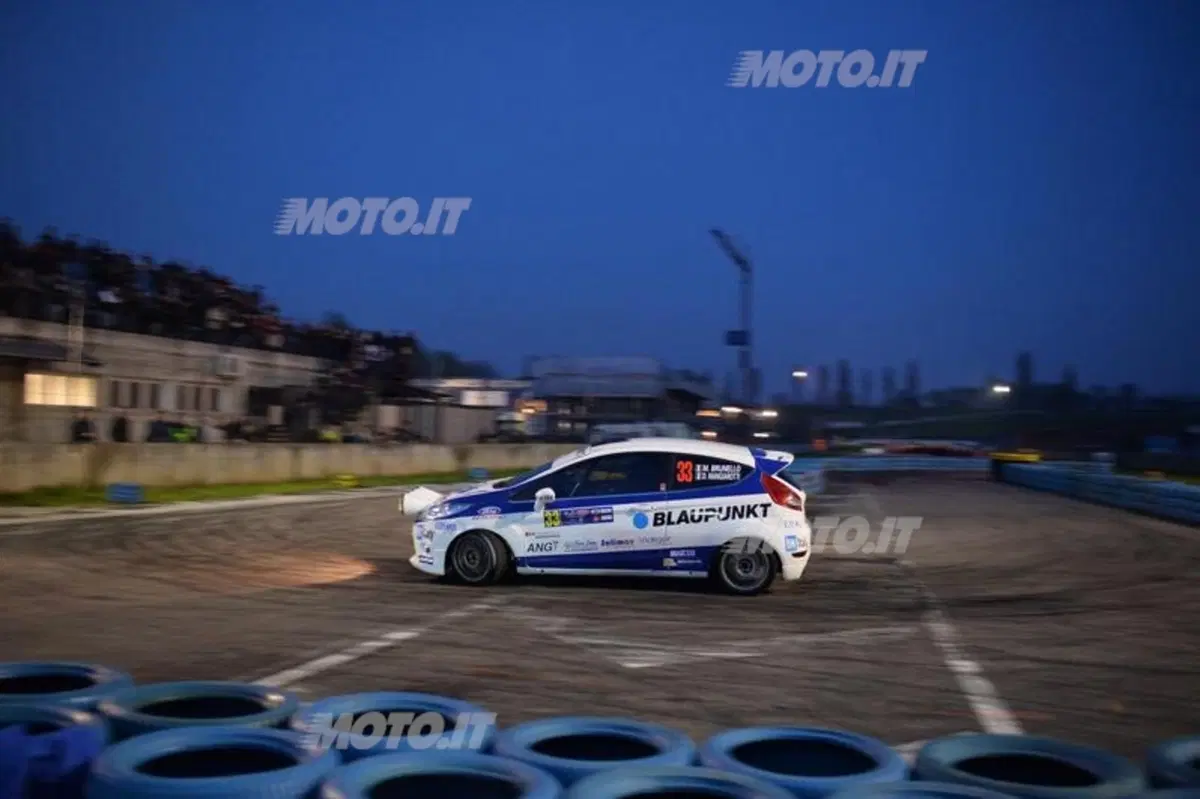 CIR 2013. 1000 Miglia, prima tappa. Perico davanti a Scandola. Basso out per incidente (16)