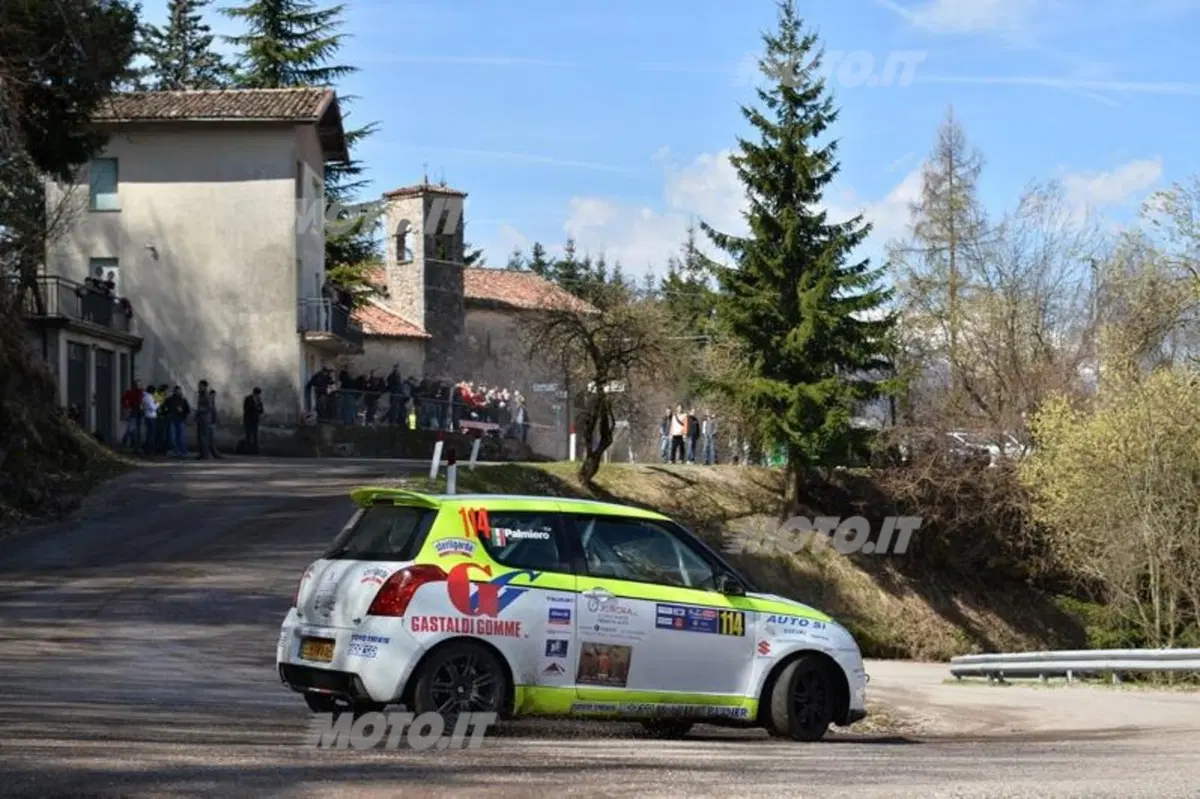 CIR 2013. 1000 Miglia, prima tappa. Perico davanti a Scandola. Basso out per incidente (19)