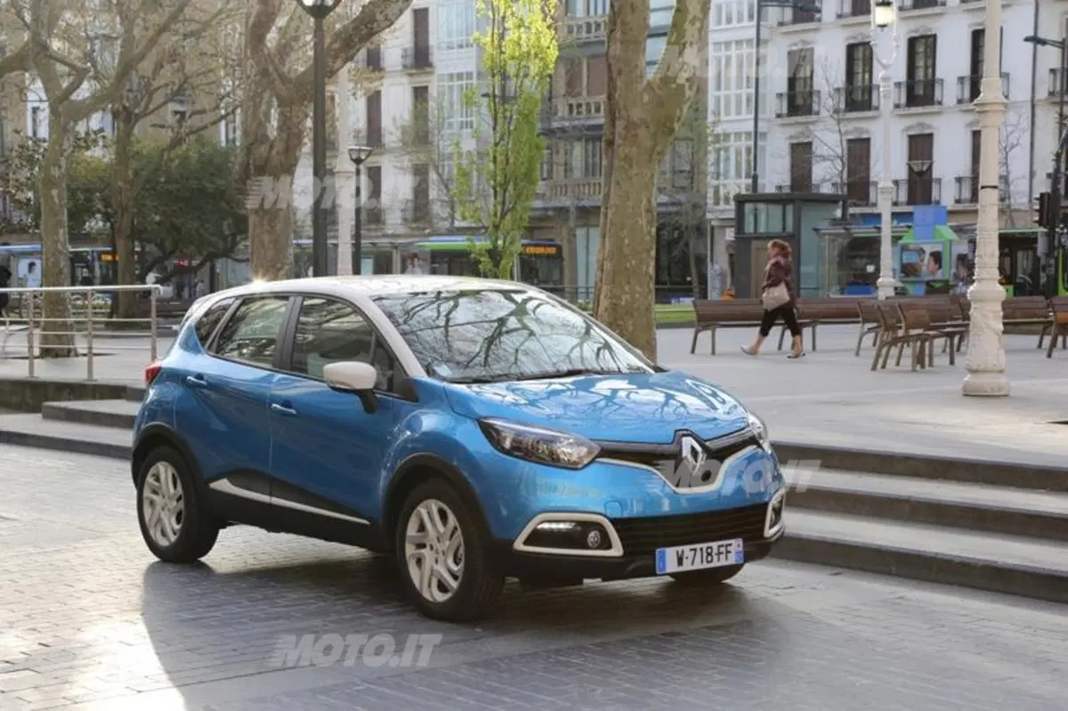 Renault Captur: i prezzi (7)