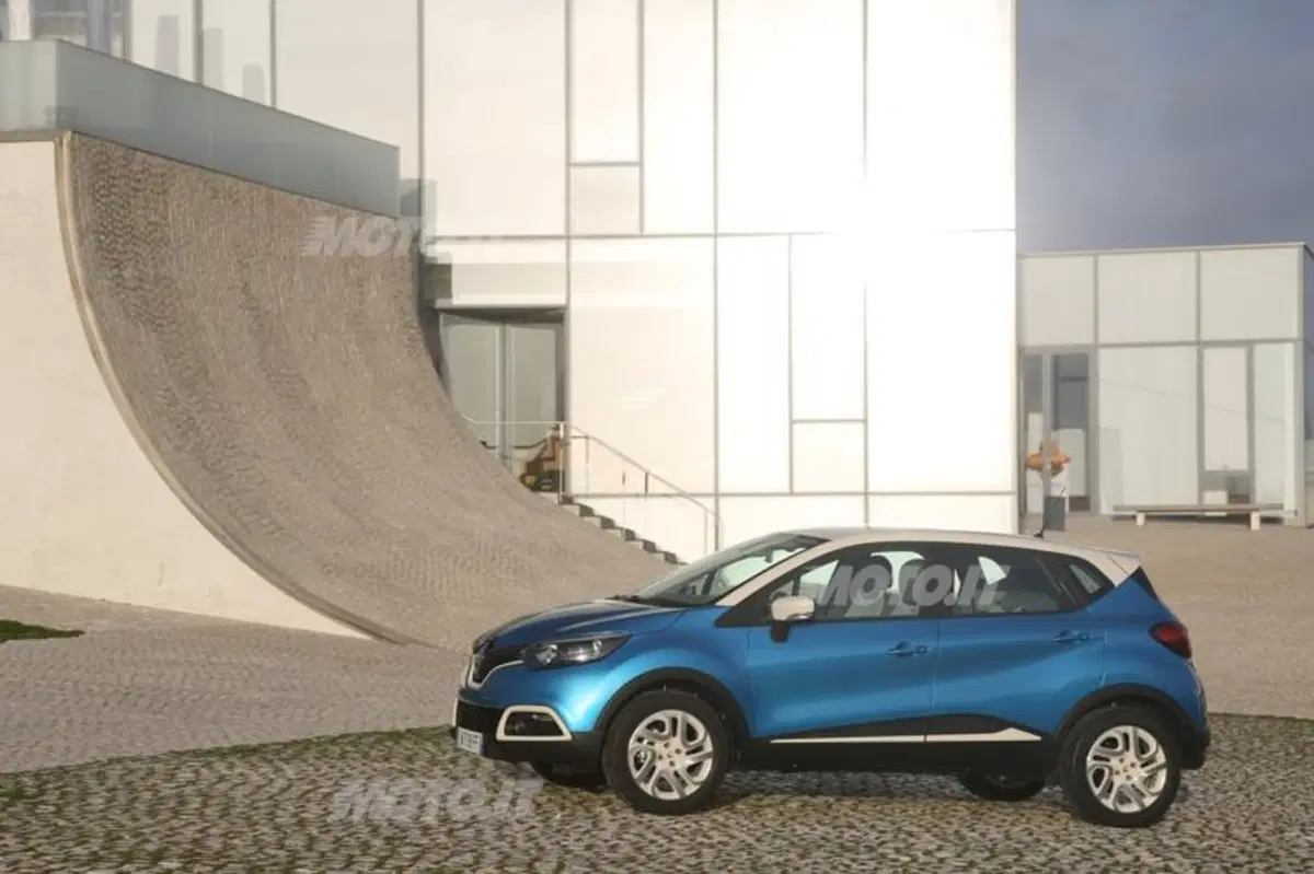 Renault Captur: i prezzi (8)