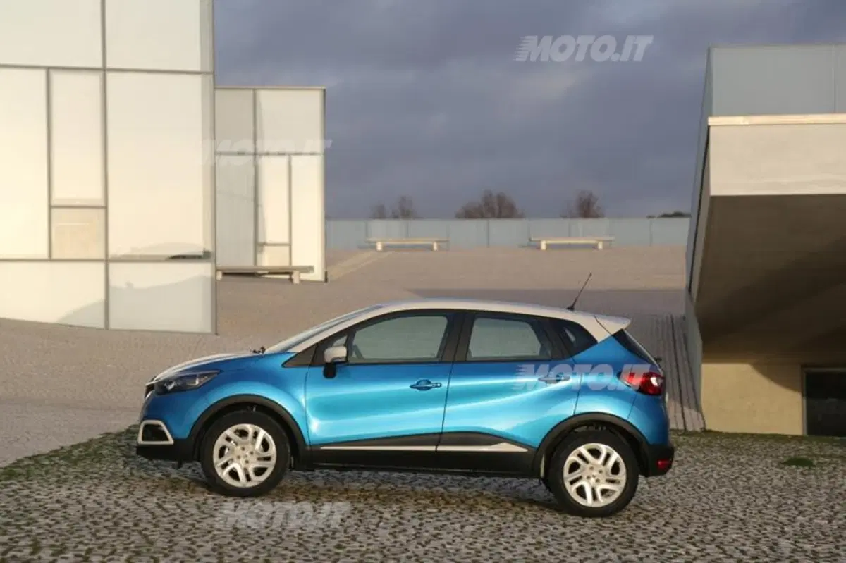 Renault Captur: i prezzi (10)