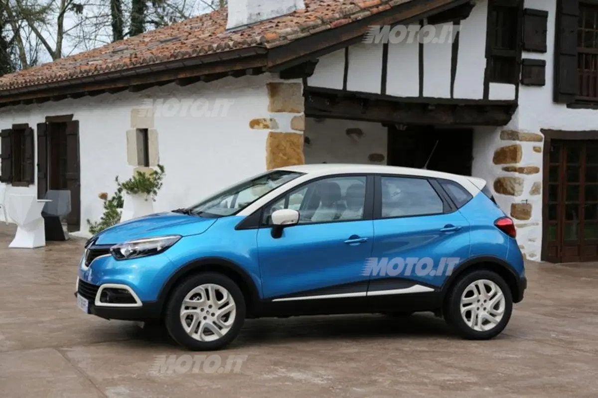 Renault Captur: i prezzi (14)