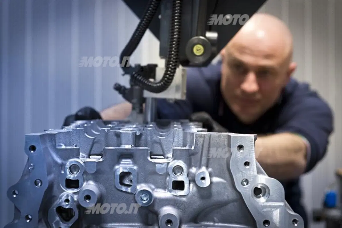 Antonioli: «Entro il 2016 avremo 13 nuovi motori nella gamma Opel» (11)