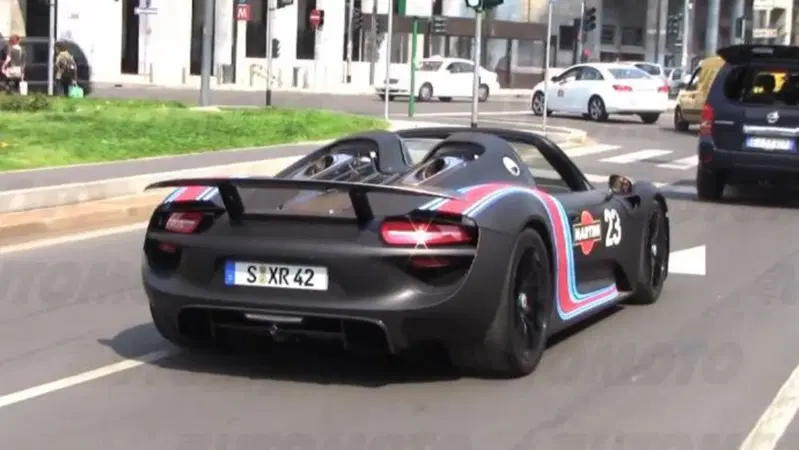 Porsche 918 Spyder - Milano - Automoto.it