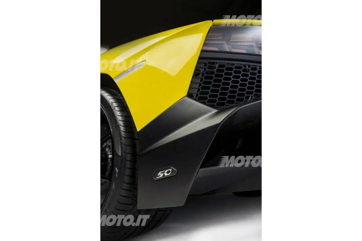 Lamborghini Aventador LP720-4 50° Anniversario (8)