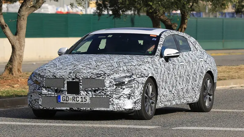 Nuova CLS: altri dettagli della futura berlina sportiva Mercedes