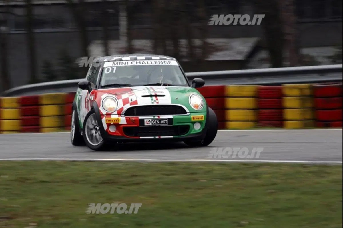 Mini Challenge 2013: si torna in pista (17)