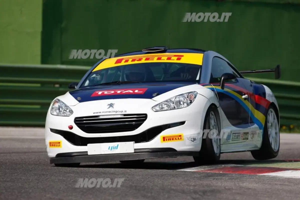 Carlo Leoni: «Peugeot RCZ Racing Cup è il prodotto giusto per tornare in pista» (7)