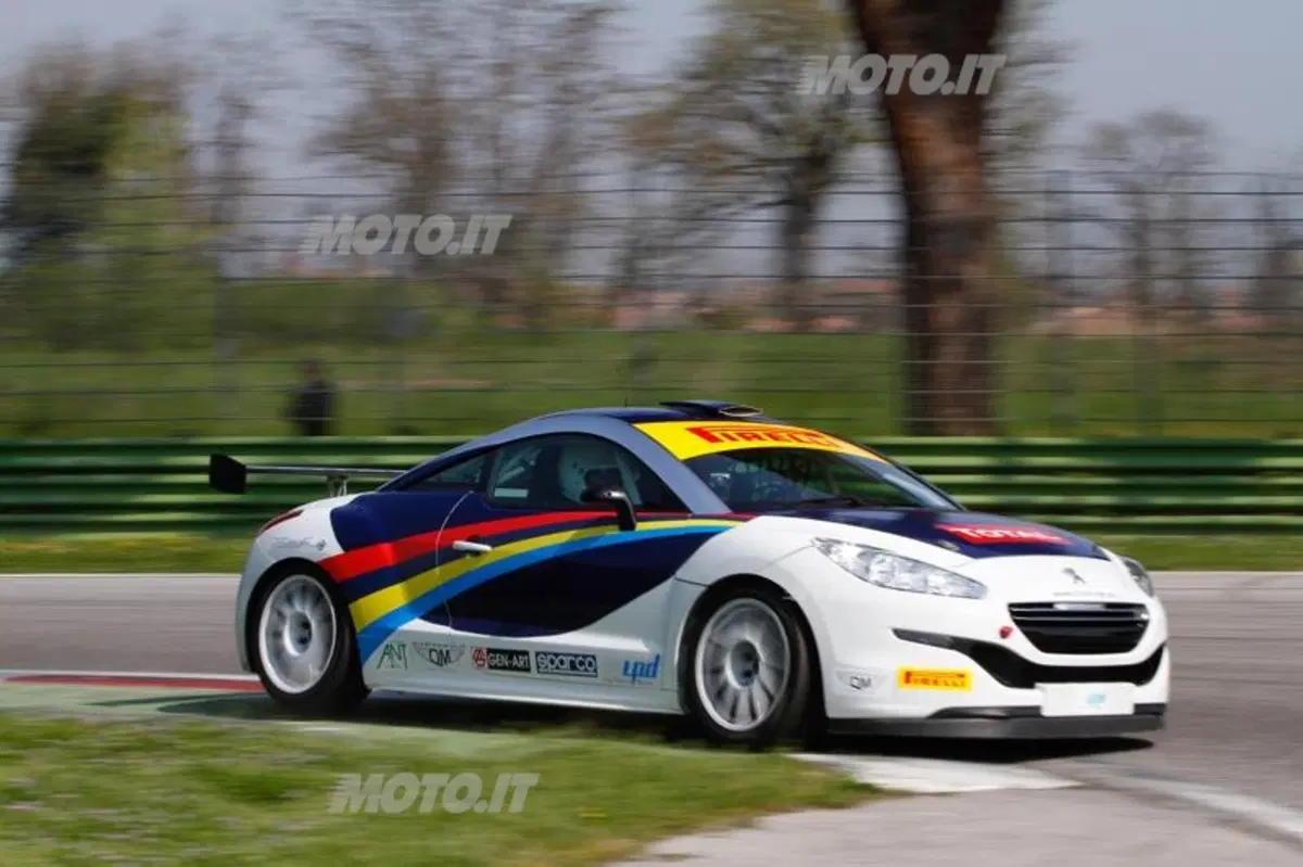 Carlo Leoni: «Peugeot RCZ Racing Cup è il prodotto giusto per tornare in pista» (10)