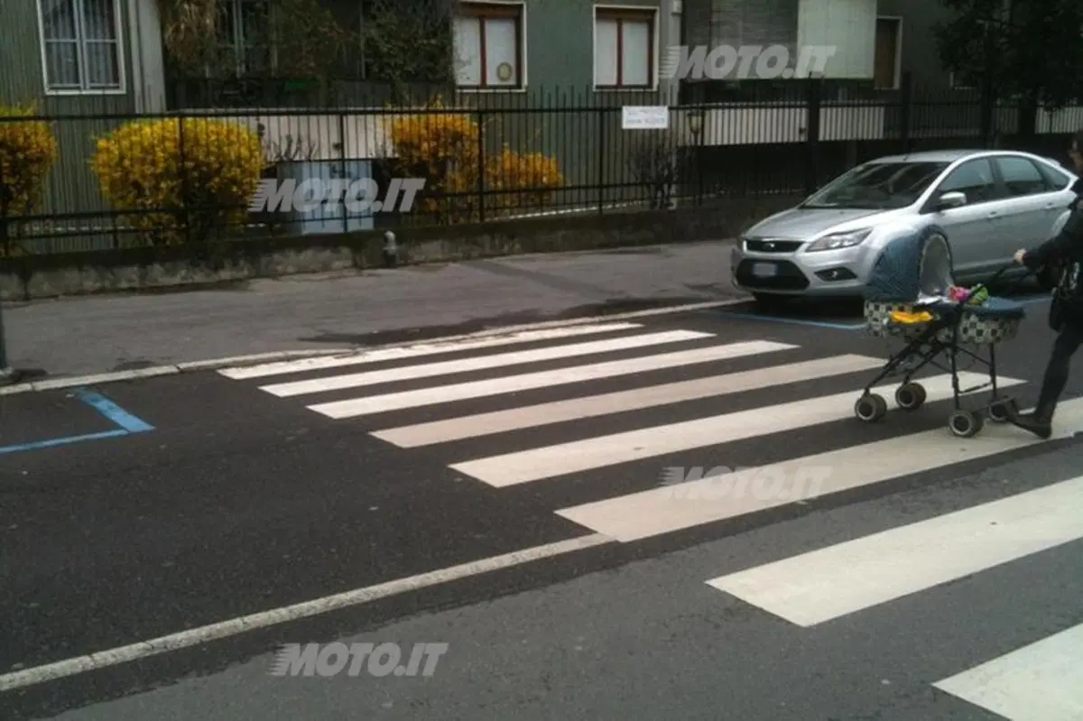 Strisce blu e parcheggi a pagamento: i comuni se ne approfittano? (2)