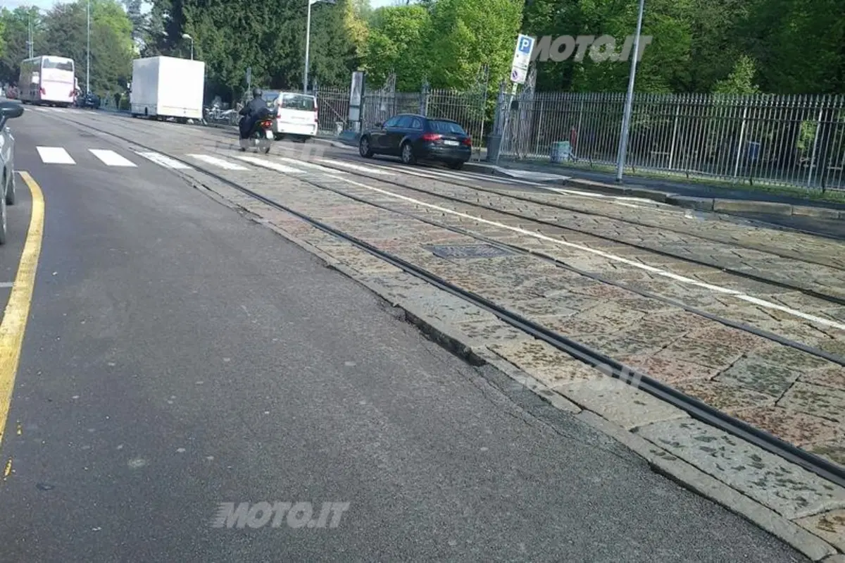 Buche in strada. Cosa fare se subisci un danno e come segnalarle (6)