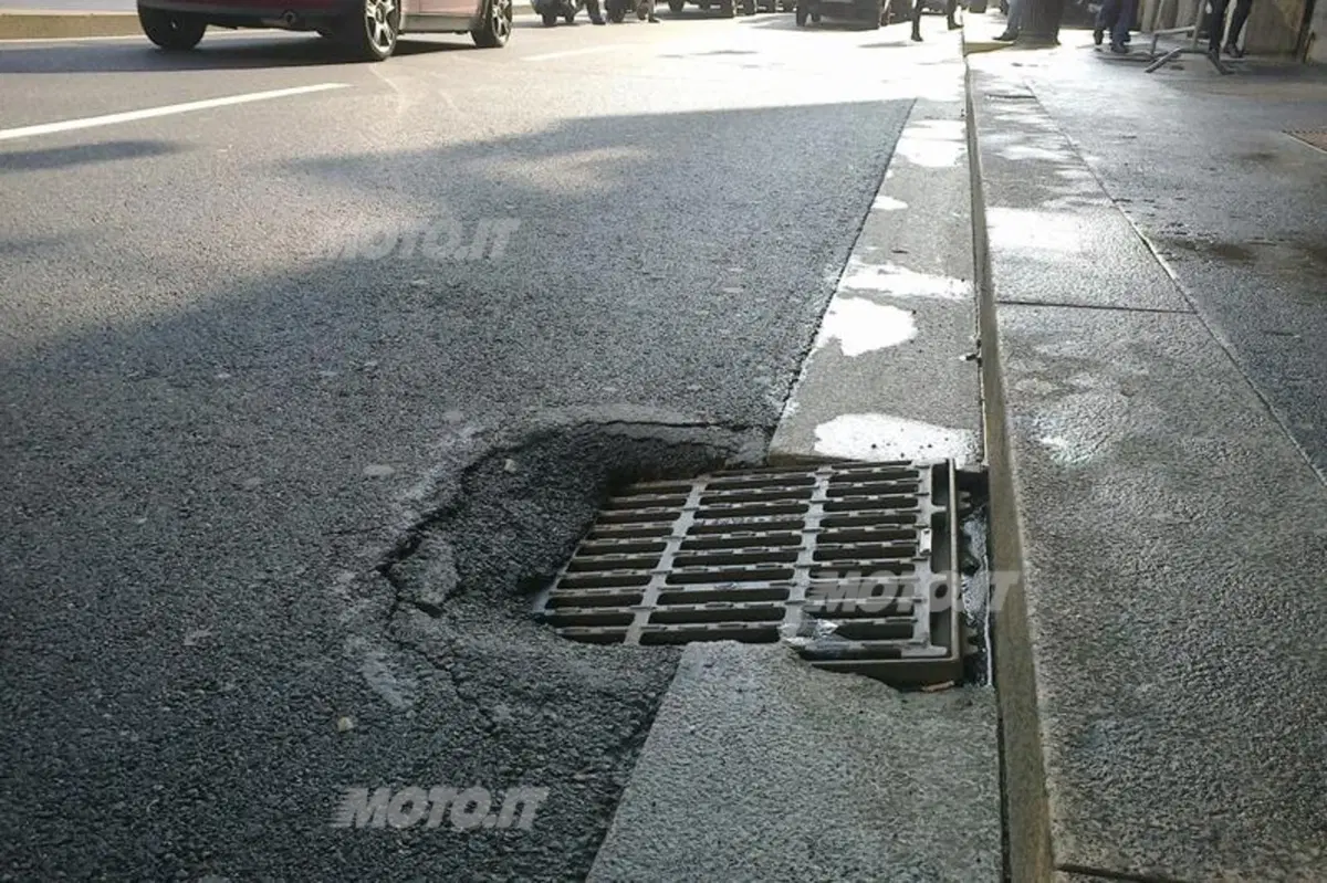 Buche in strada. Cosa fare se subisci un danno e come segnalarle (15)