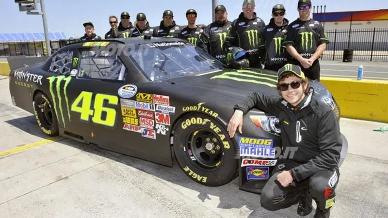 Valentino Rossi: &laquo;NASCAR, l'ovale &egrave; un posto magico&raquo;