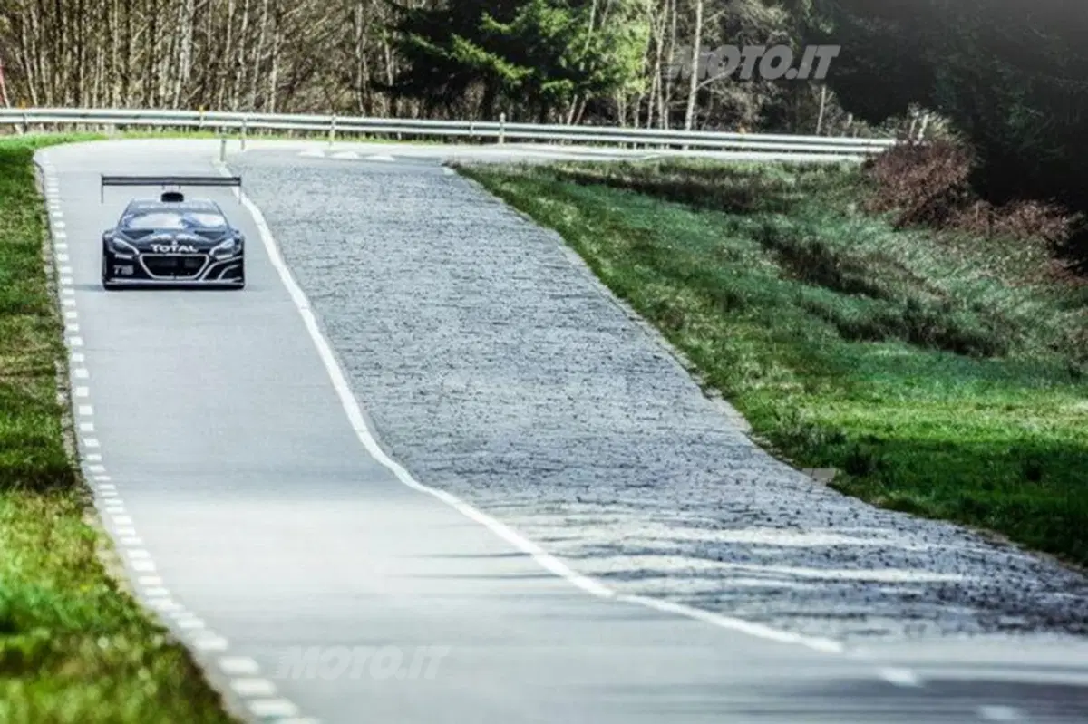 Peugeot 208 T16 Pikes Peak: 875 CV per 875 kg! (3)