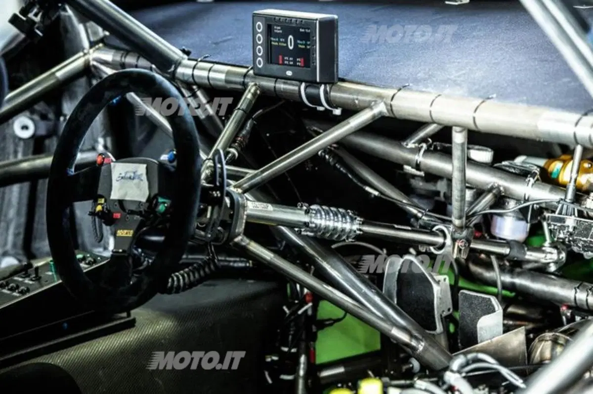 Peugeot 208 T16 Pikes Peak: 875 CV per 875 kg! (14)