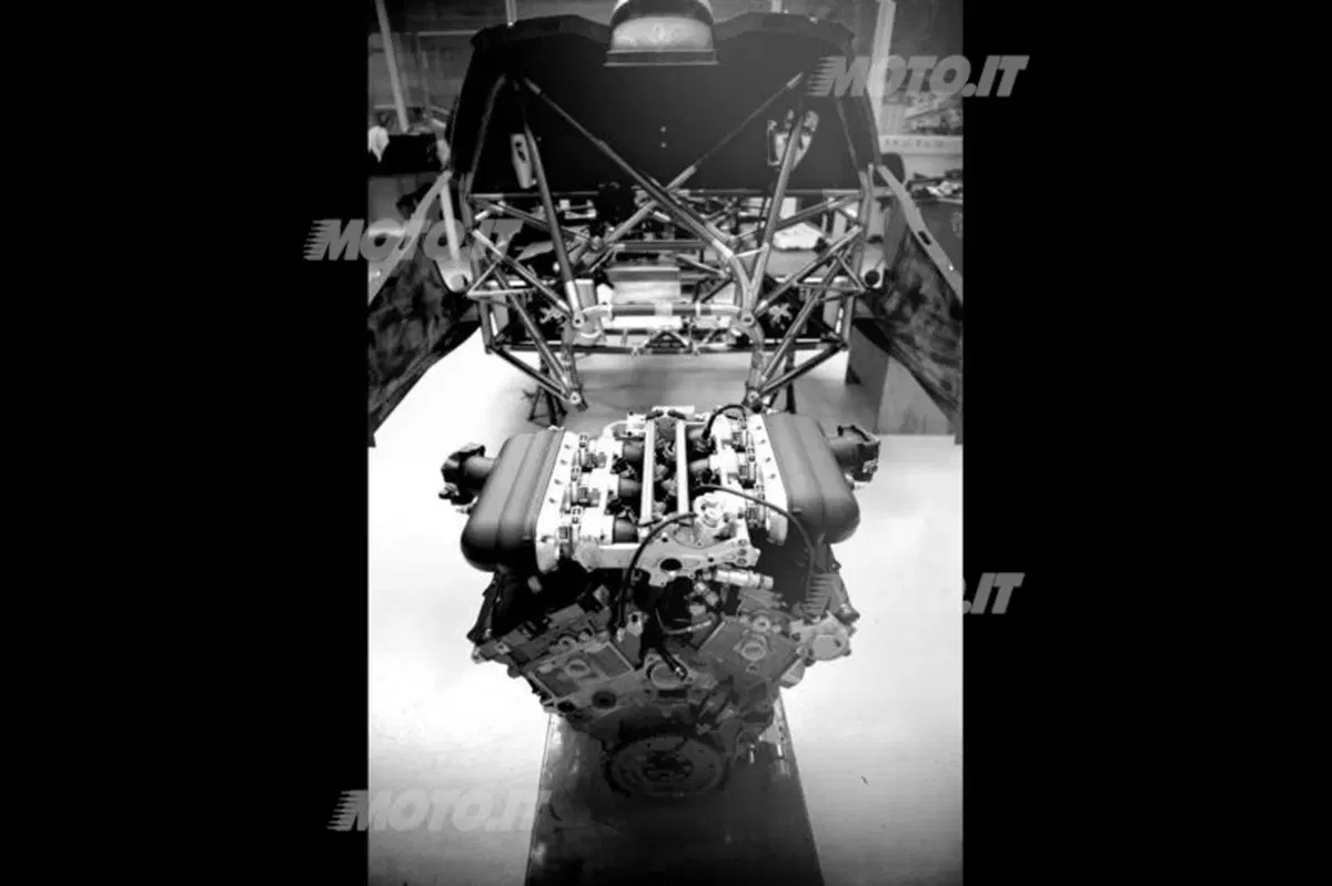 Peugeot 208 T16 Pikes Peak: 875 CV per 875 kg! (22)
