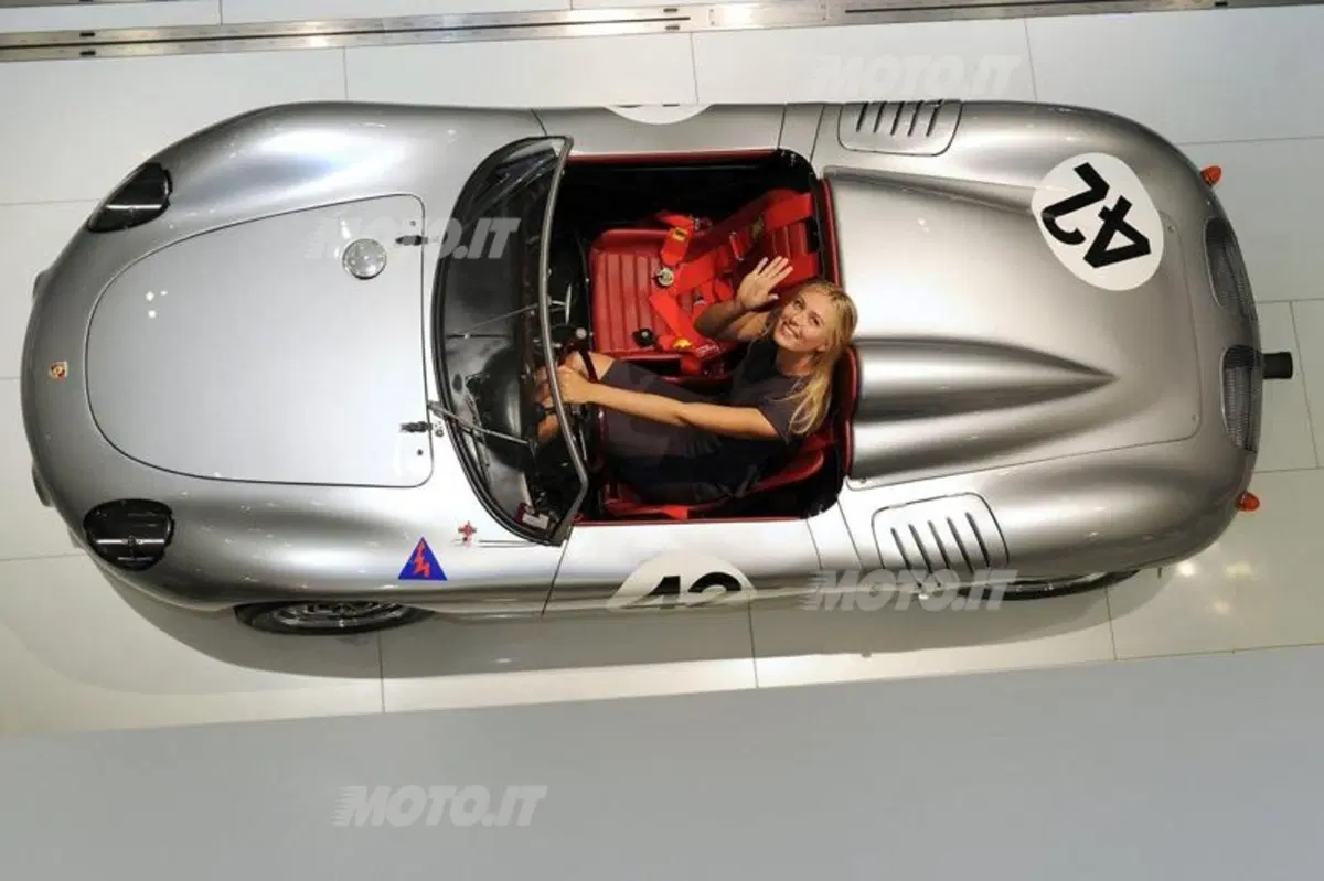Maria Sharapova nuova testimonial di Porsche (5)