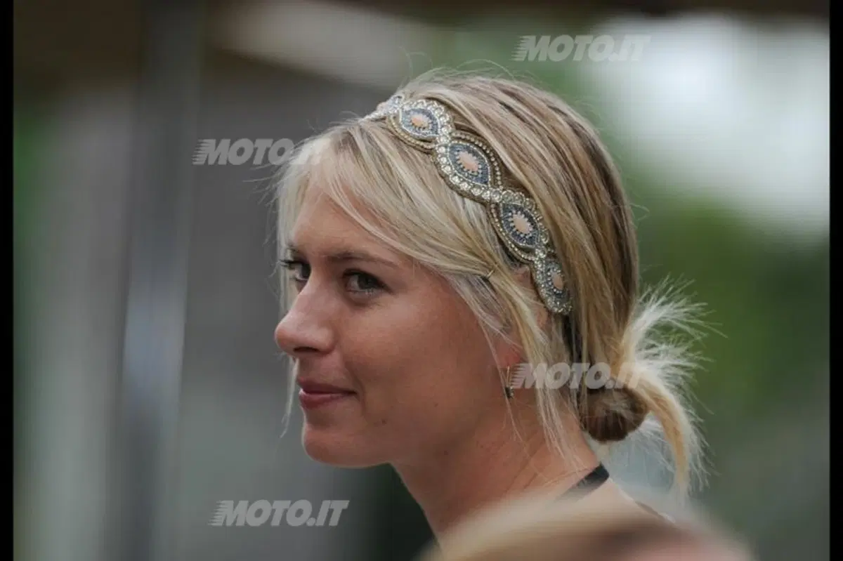 Maria Sharapova nuova testimonial di Porsche (9)