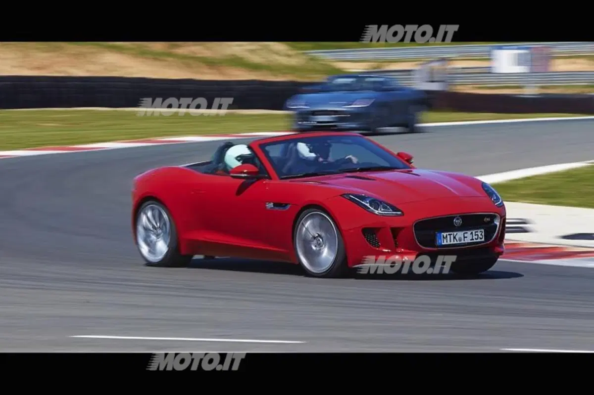 Jaguar F-Type (22)