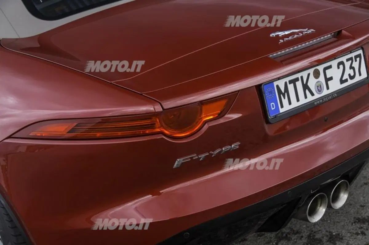 Jaguar F-Type (35)