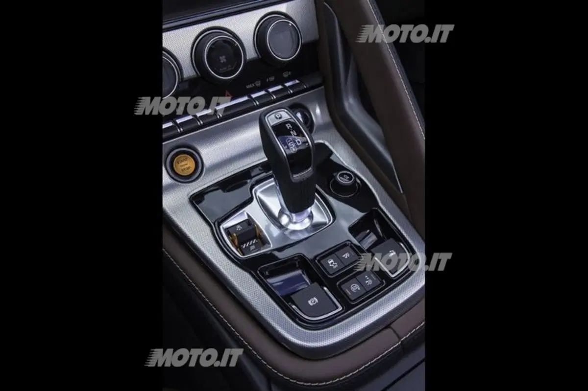 Jaguar F-Type (44)
