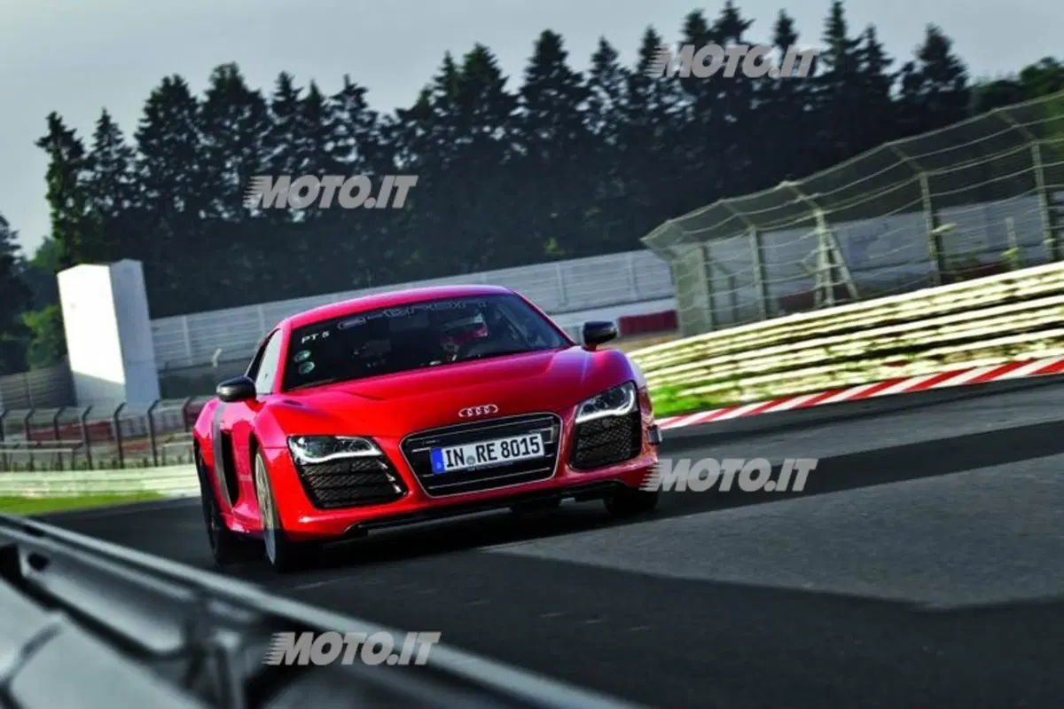 Iron Man 3: dal 24 aprile al cinema con l'Audi R8 e-tron (12)