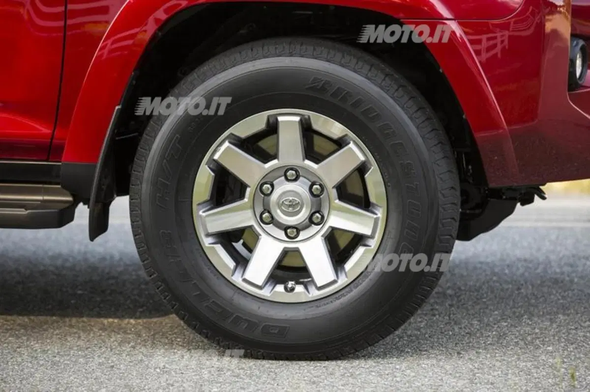 Toyota 4Runner restyling (20)