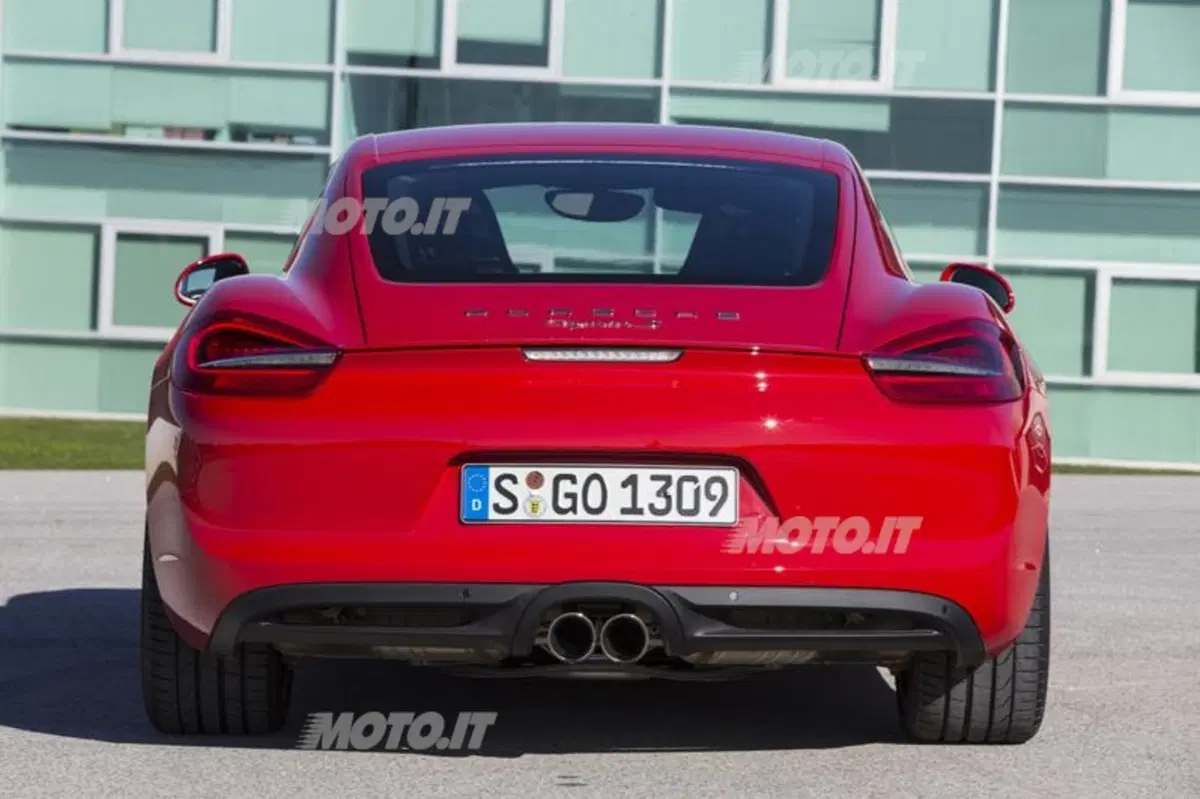 Jorge Lorenzo: al volante della Porsche Cayman a Barcellona (14)