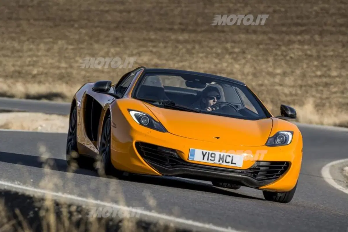 McLaren 12C Spider (2)