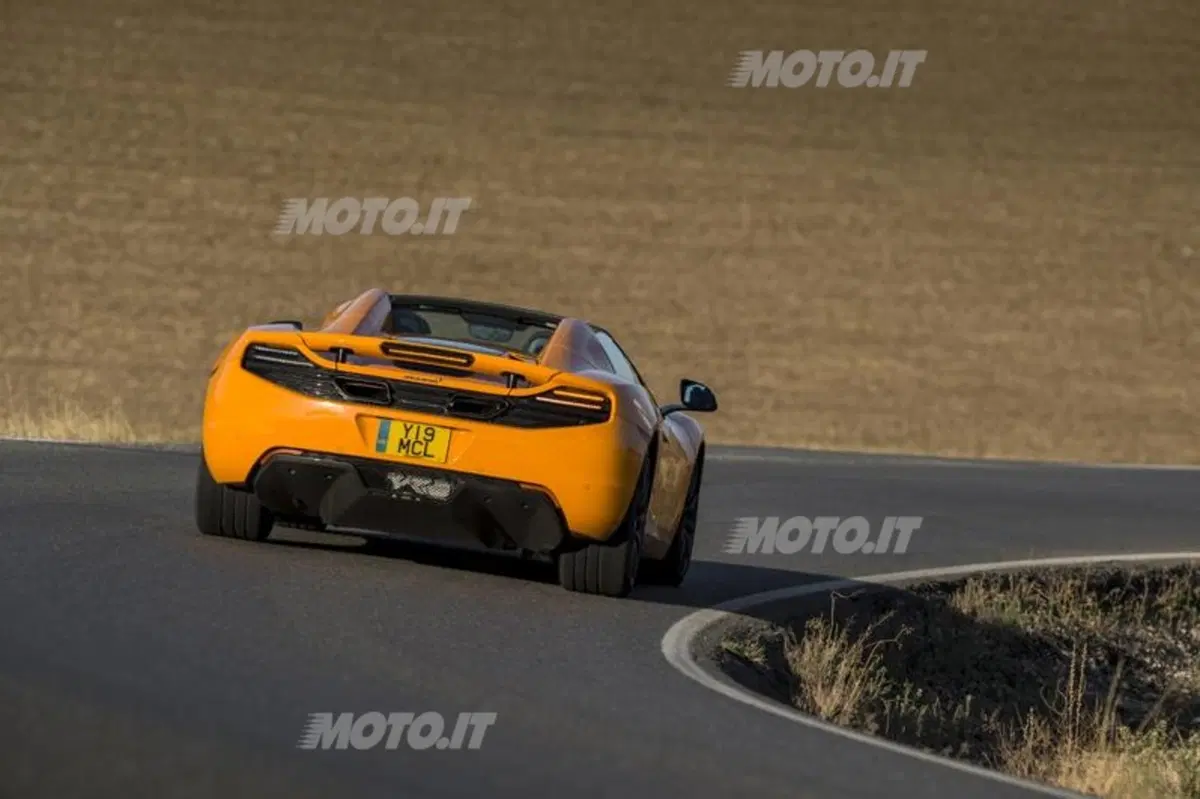 McLaren 12C Spider (3)