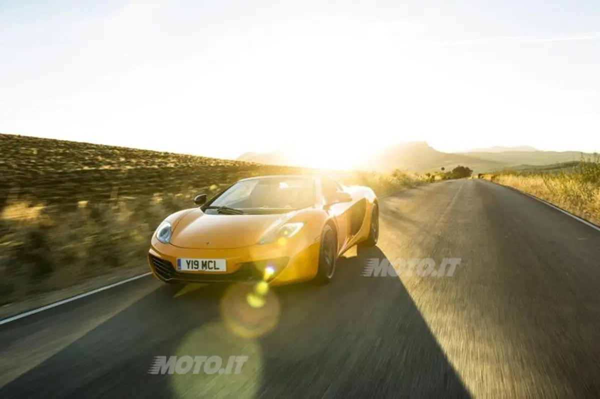McLaren 12C Spider (12)