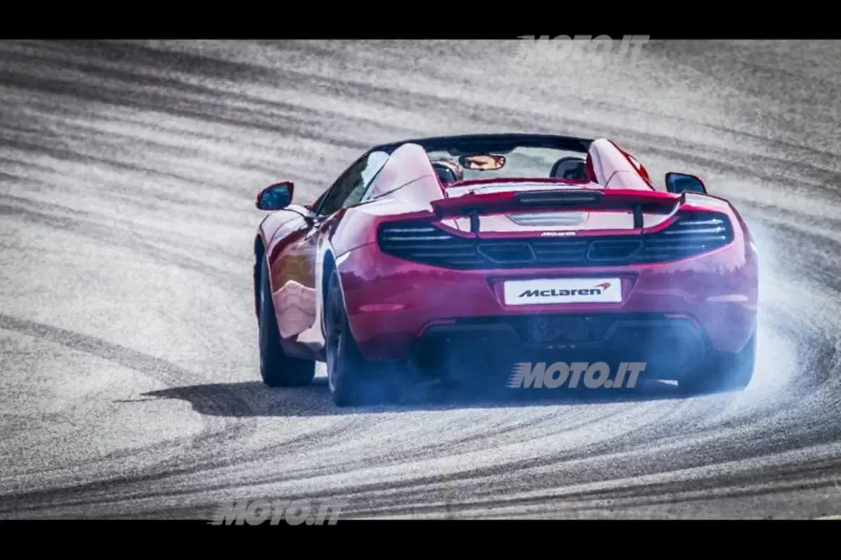 McLaren 12C Spider (13)