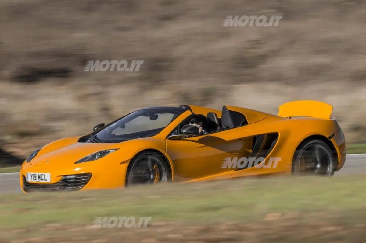 McLaren 12C Spider (14)