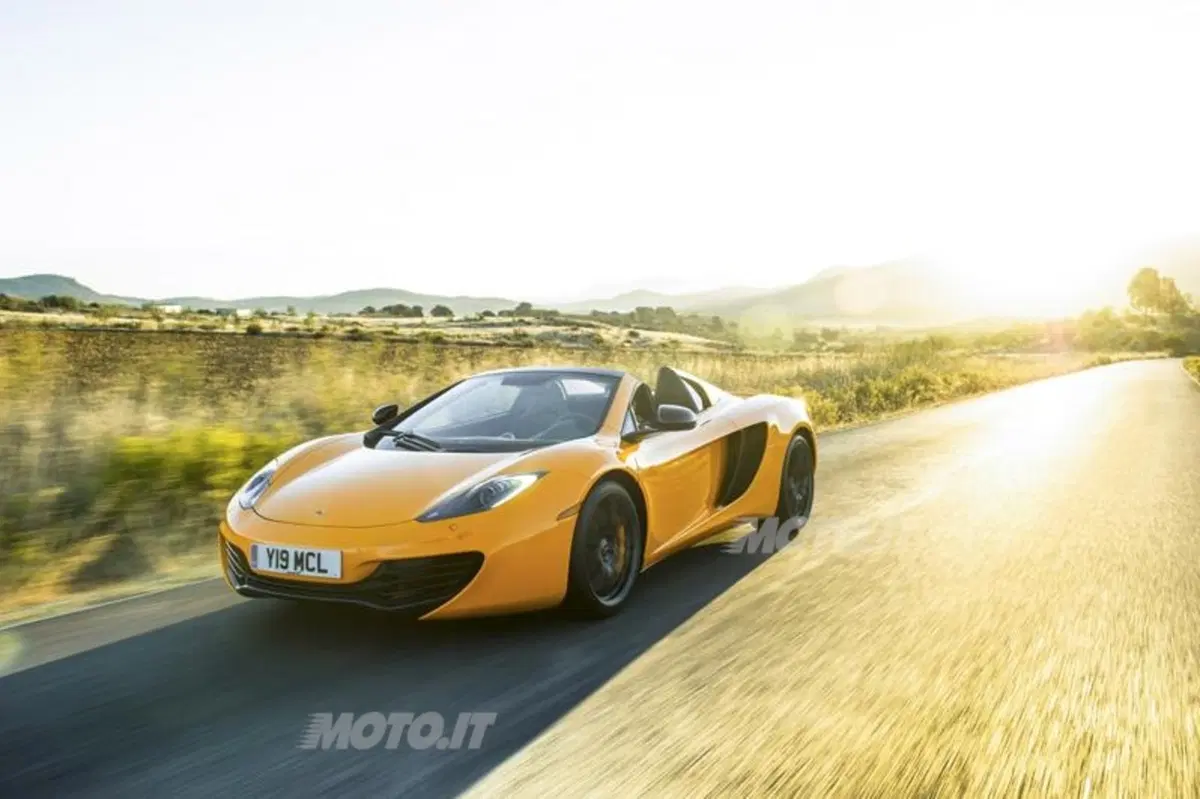 McLaren 12C Spider (16)