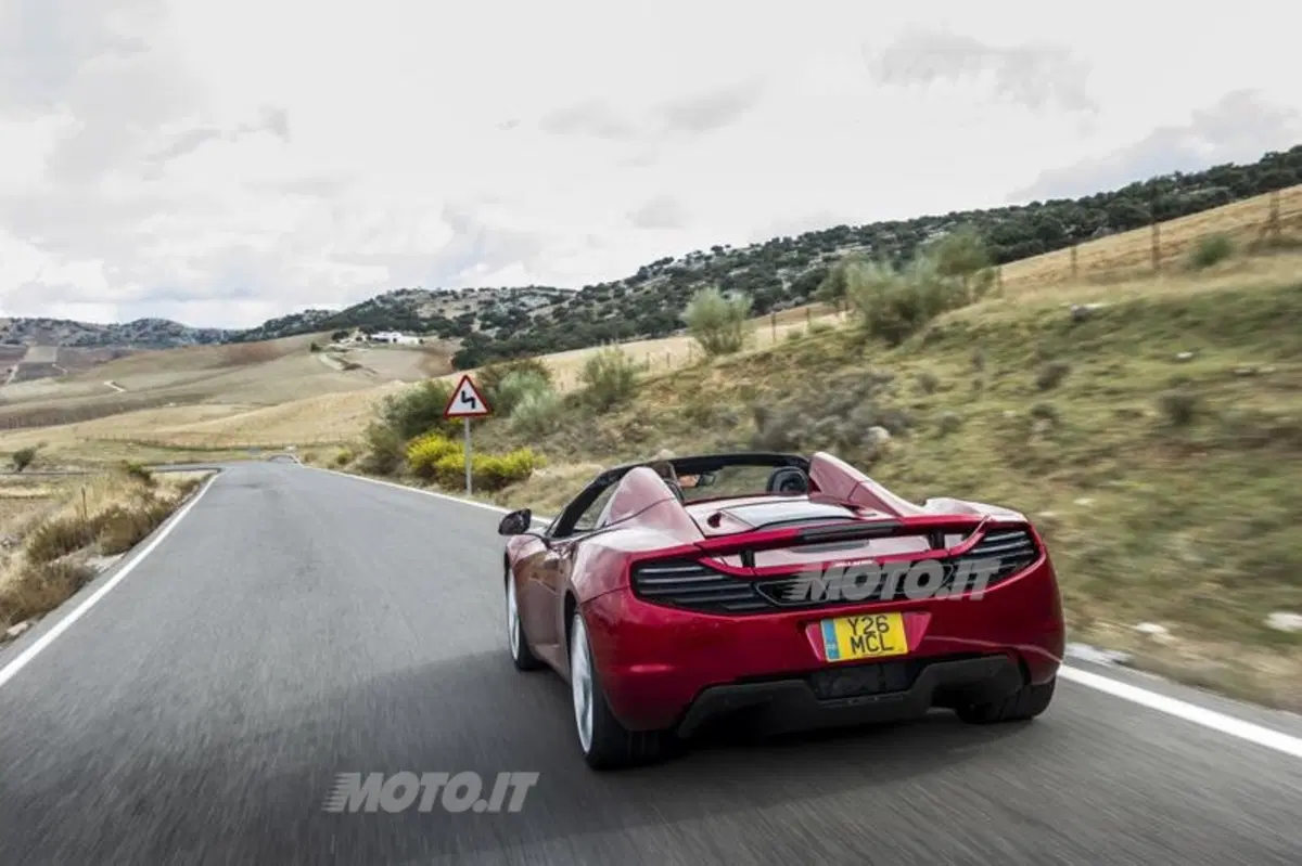 McLaren 12C Spider (19)