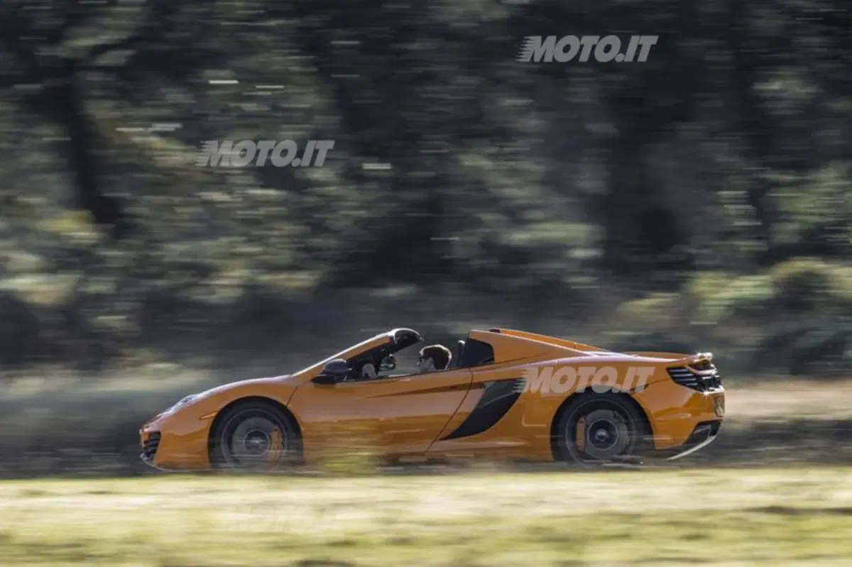 McLaren 12C Spider (20)