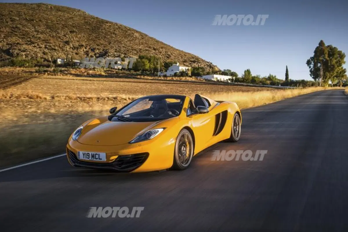 McLaren 12C Spider (21)