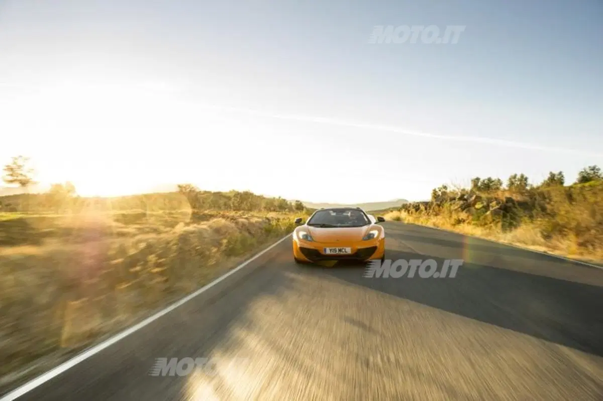 McLaren 12C Spider (23)