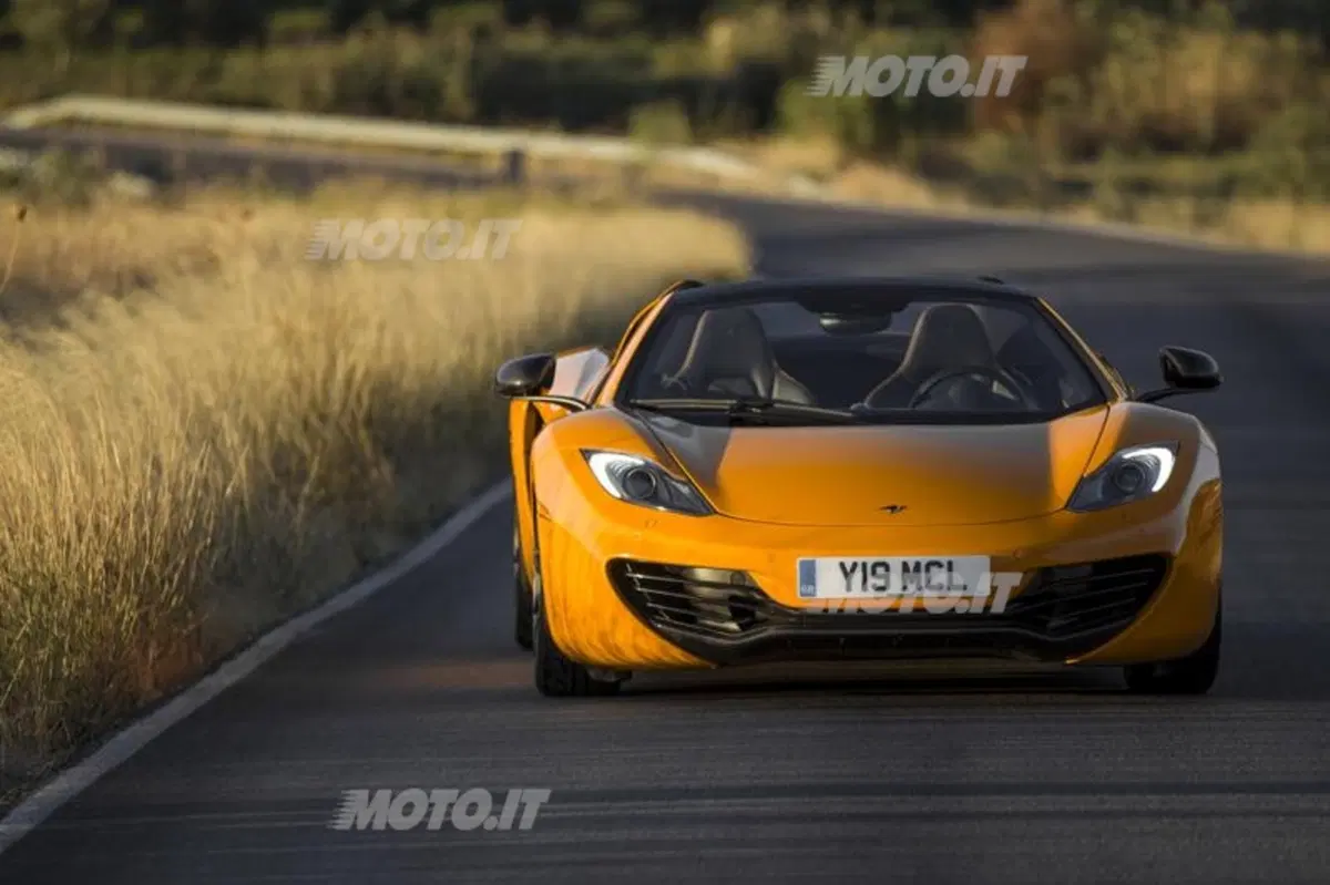 McLaren 12C Spider (30)