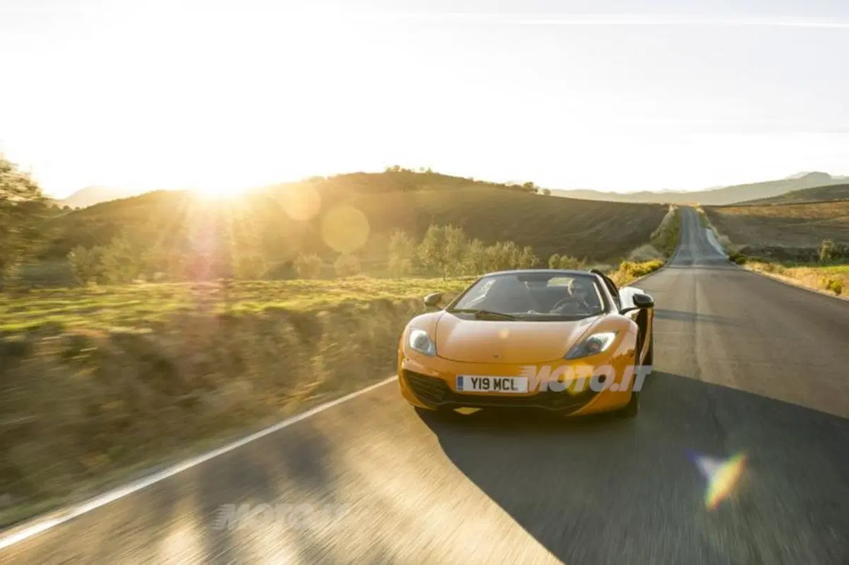 McLaren 12C Spider (31)