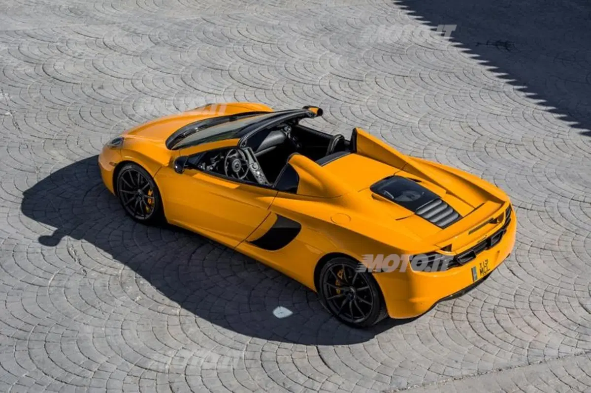 McLaren 12C Spider (35)
